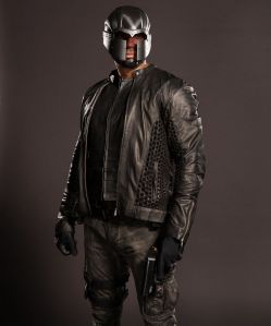 diggle-s-new-costume-for-arrow-season-4-revealed-611973